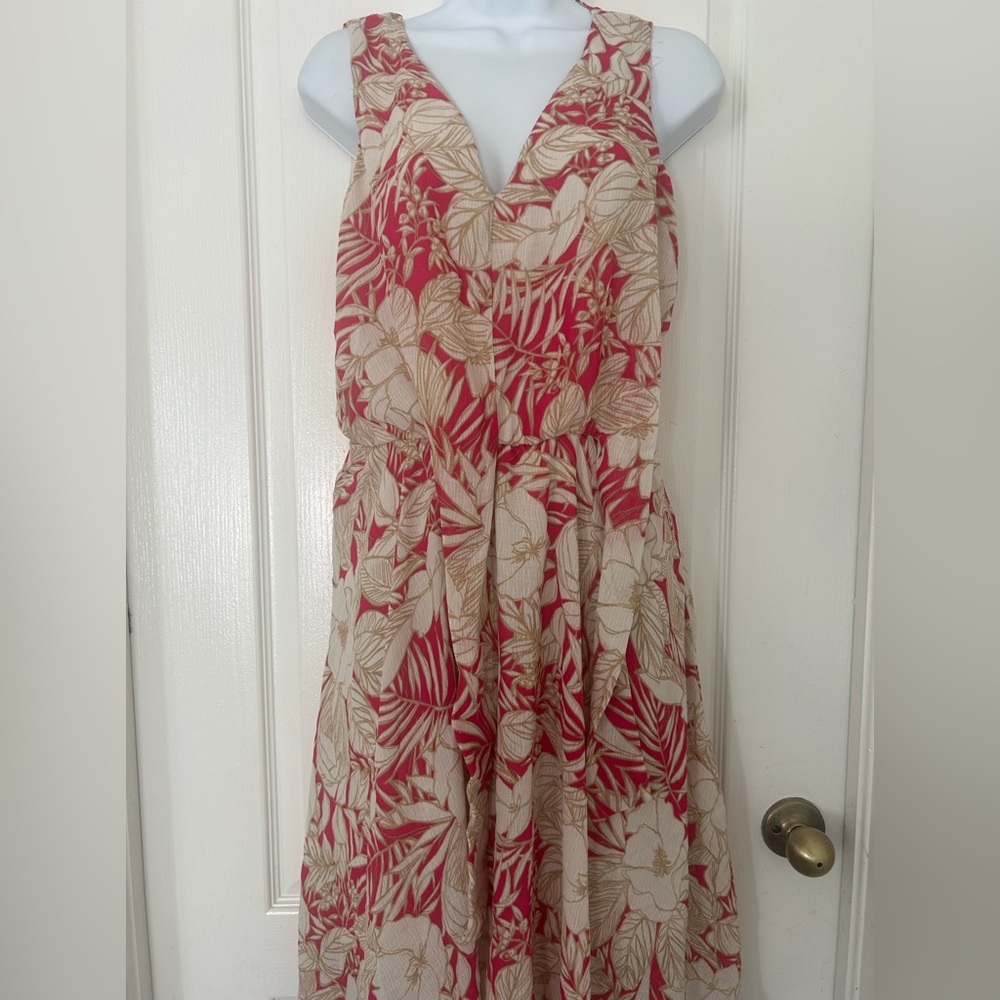 Gift. **NEVER WORN**